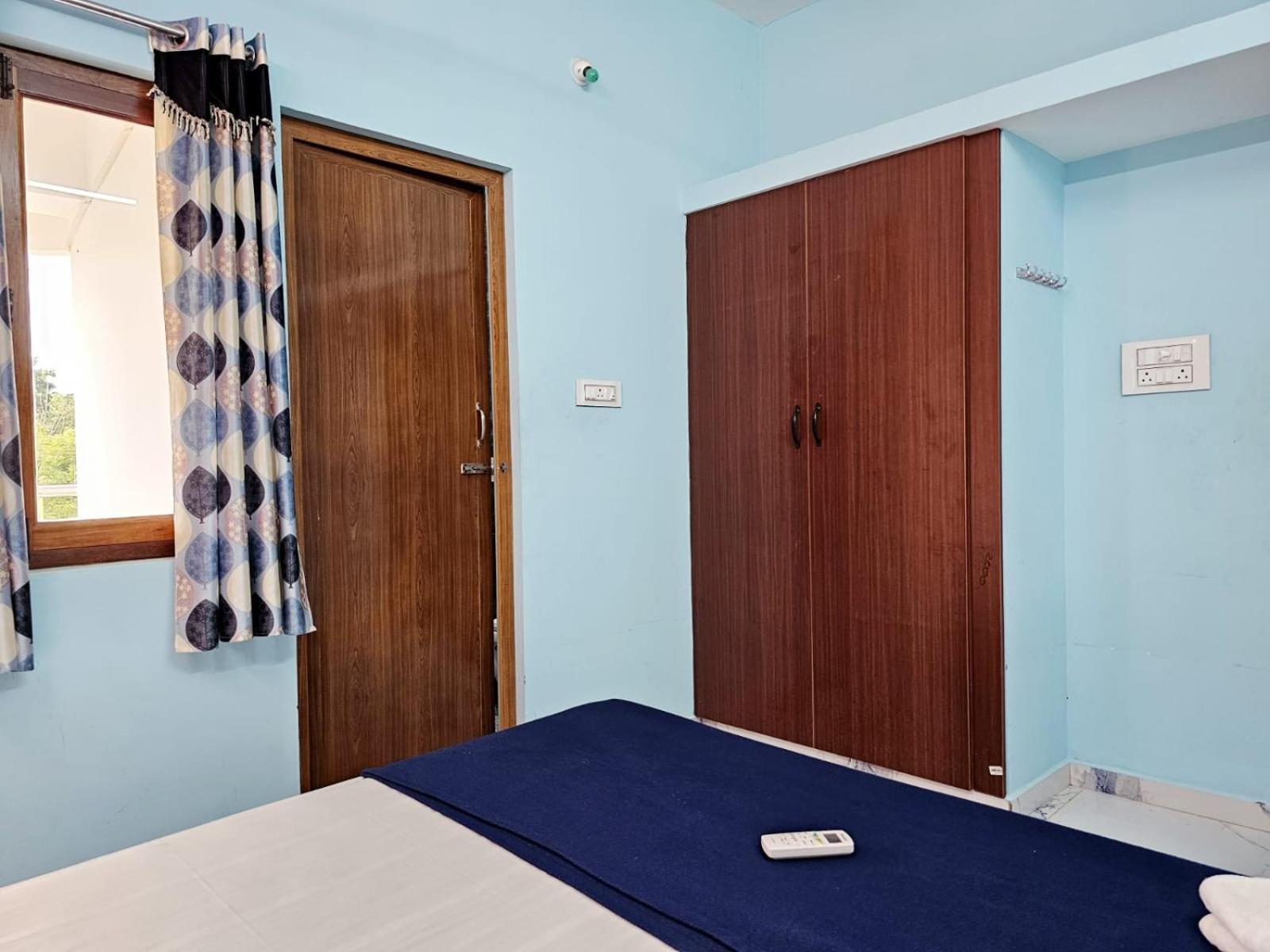 Auro Galaxy Villa Pondicherry Exterior photo